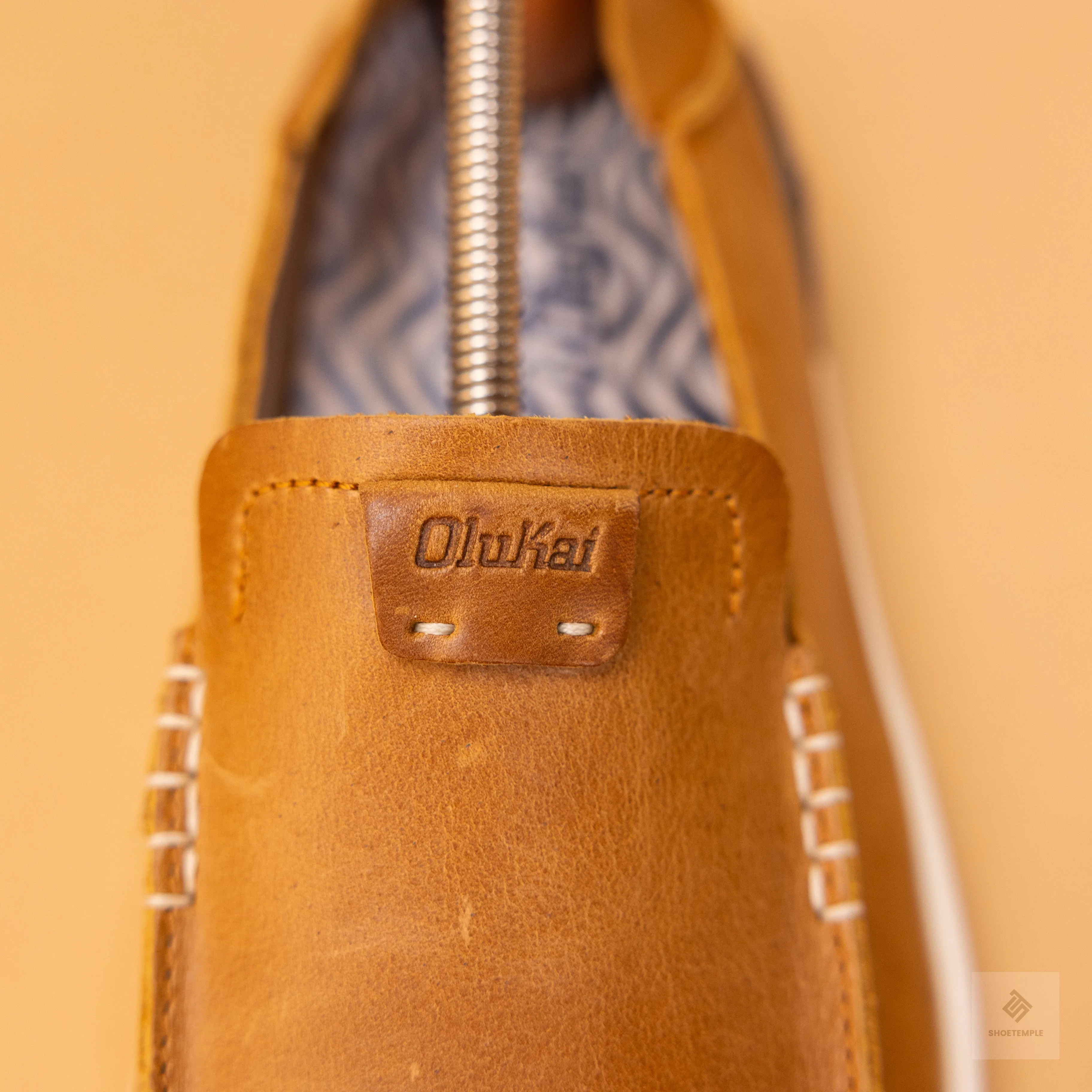 OLUKAI Mens Kakaha Leather Shoe